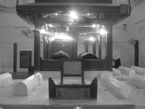 The grave of Bahauddin Zakariya, surrounded by those of his earliest murids. Photo: Umar Farooq.