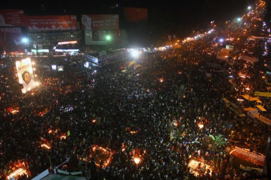 Shahbag square, Dhaka, during mass protests earlier this year. Image via Washington University Political Review. Photo credit: Kazi Tahsin Agaz Apurbo.